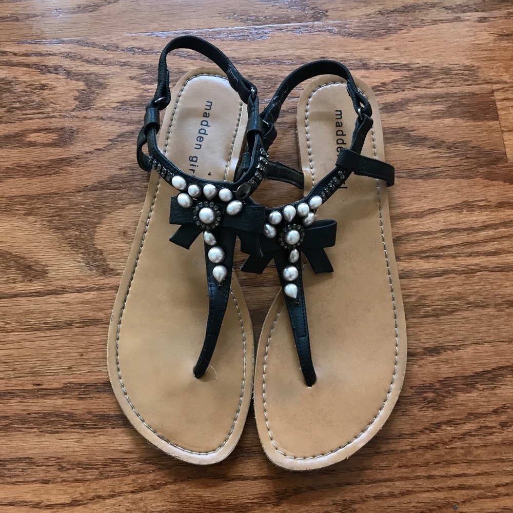 Madden Girl Pearl Sandals